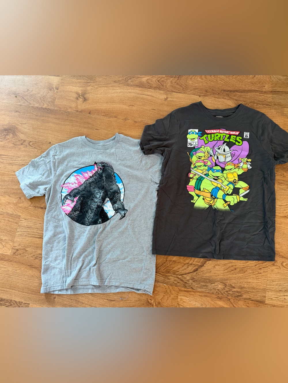 [BUNDLE of 2] 14-16 Boys Graphic Tees - Picture 4 of 6